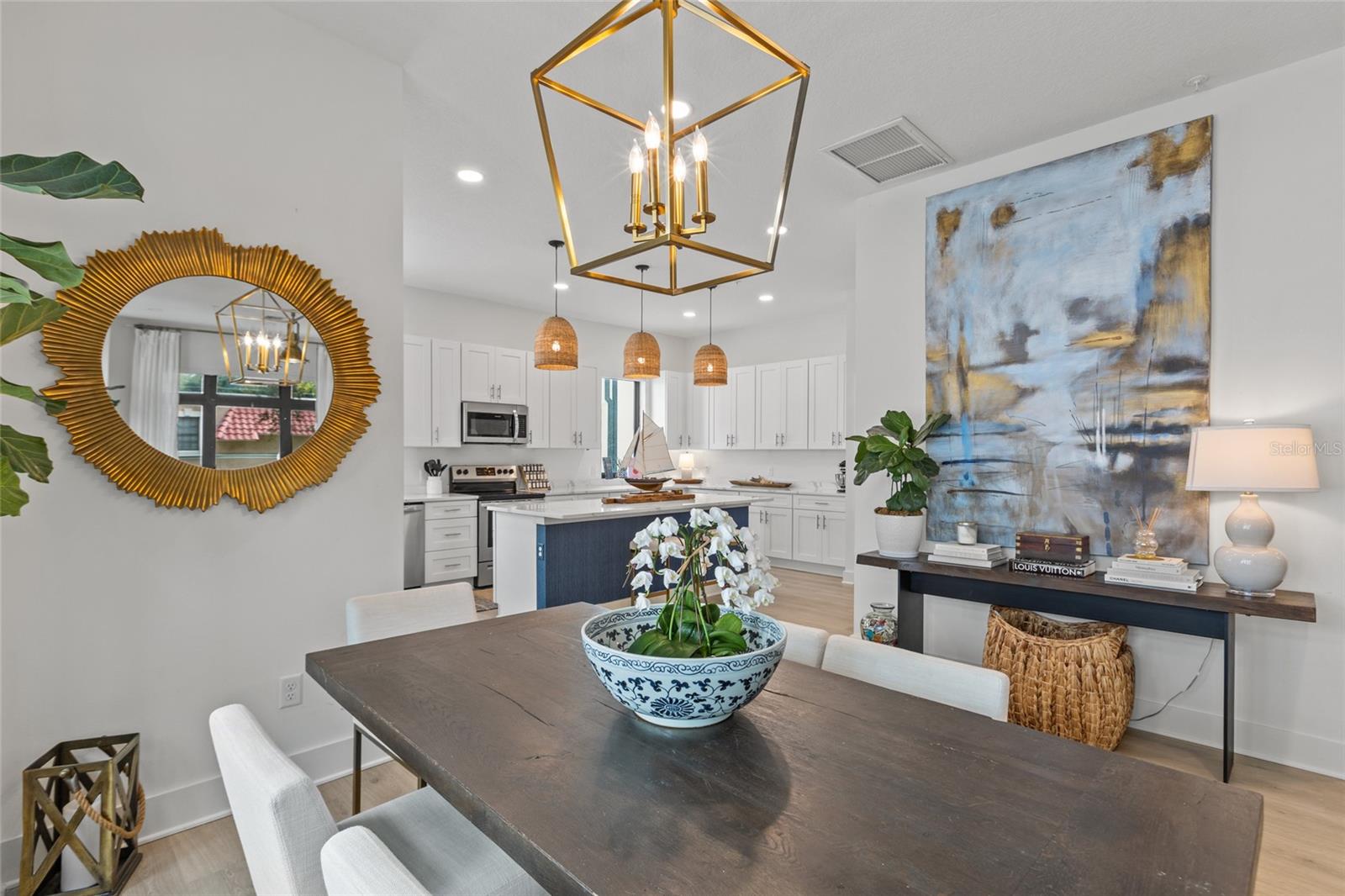 Image 11 of 32 For 758 Highland Avenue 13