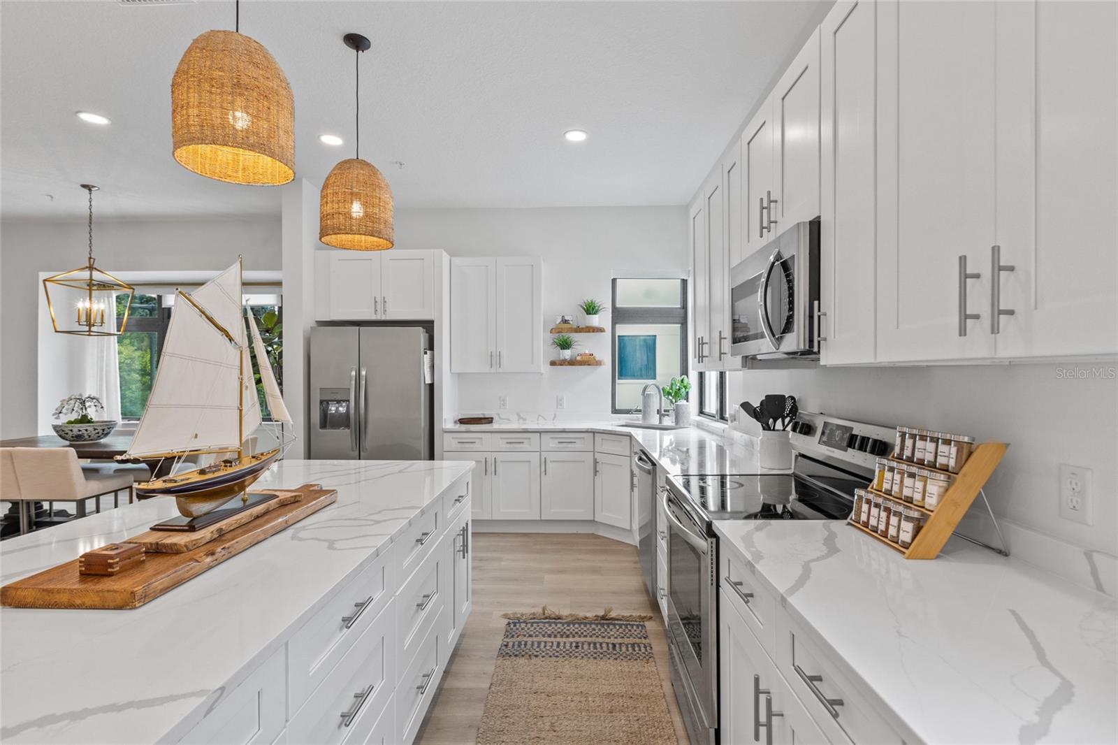 Image 16 of 32 For 758 Highland Avenue 13