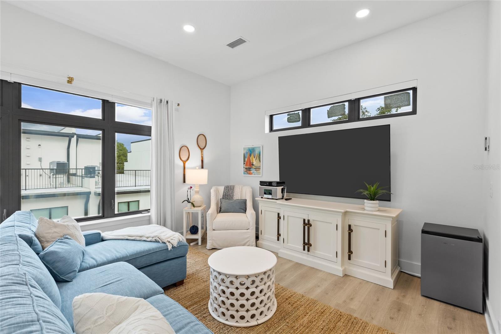 Image 28 of 32 For 758 Highland Avenue 13