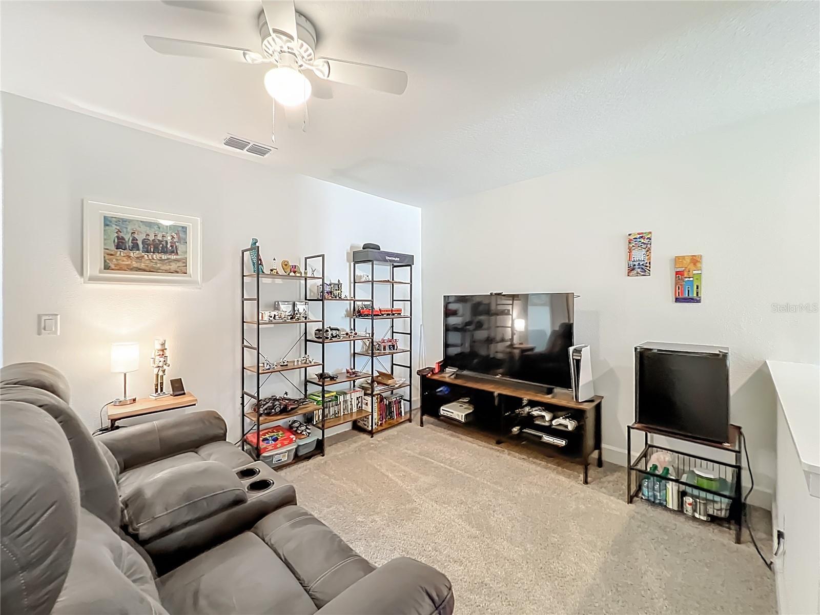 Image 22 of 43 For 1393 Captiva Cove 21