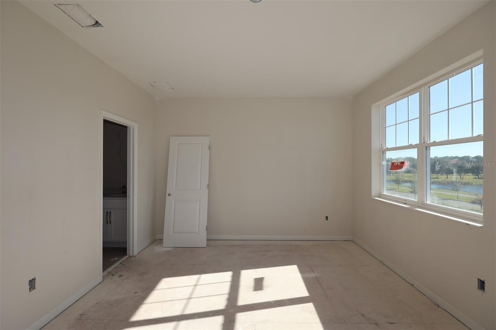 Image 8 of 24 For 5204 Center Lake Ranch Boulevard