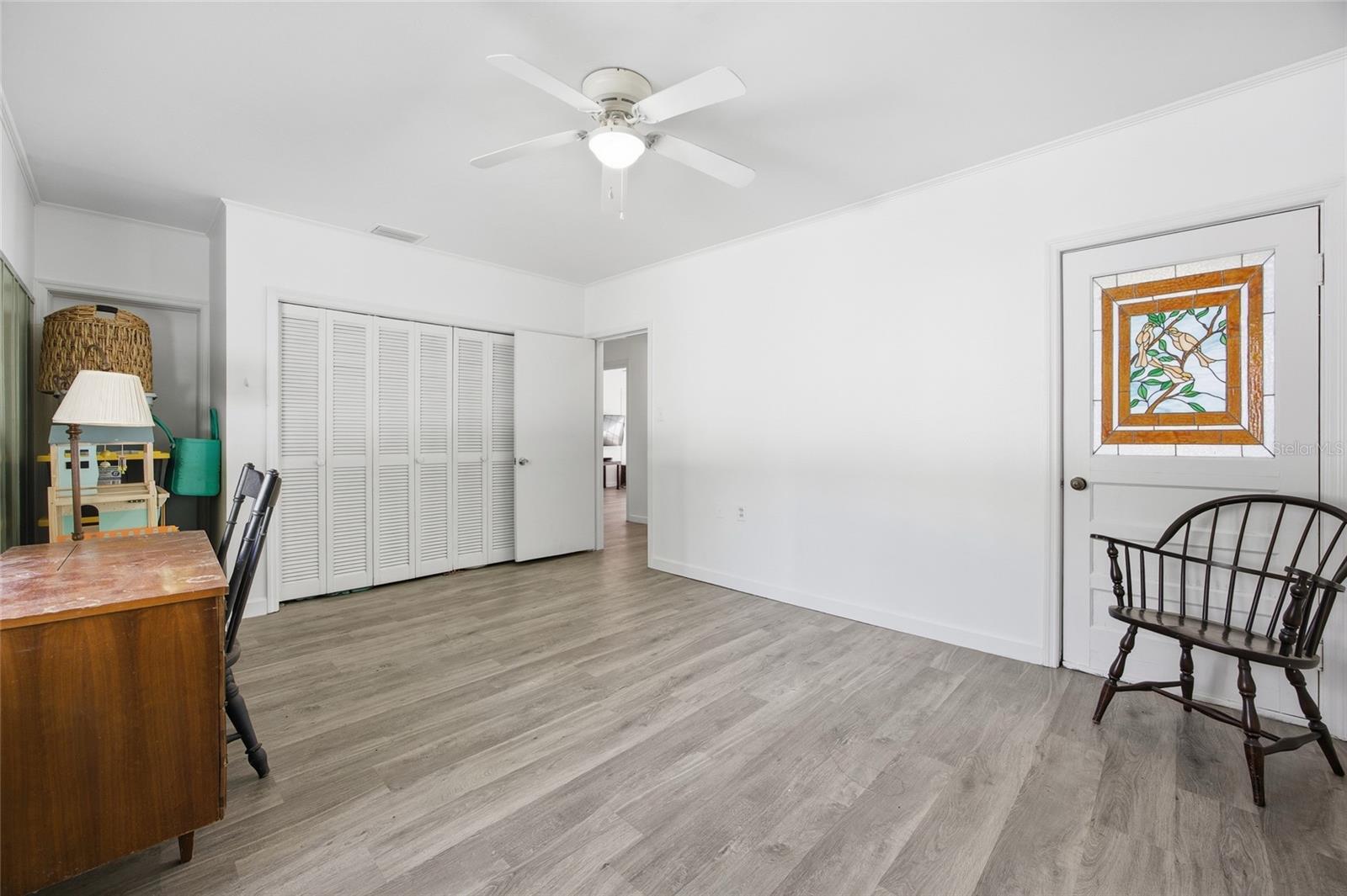 Image 24 of 64 For 280 Palm Court