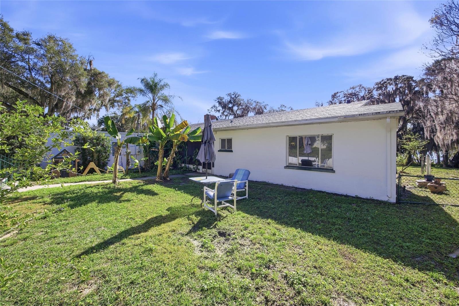 Image 55 of 64 For 280 Palm Court