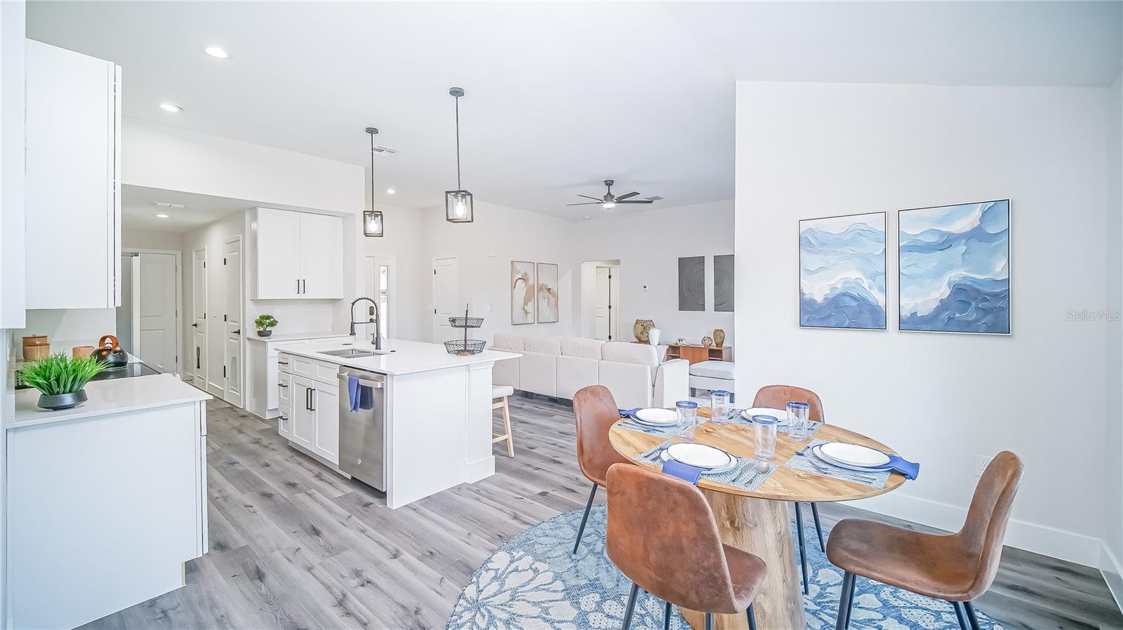 Image 10 of 23 For 849 Dalhart Avenue Sw