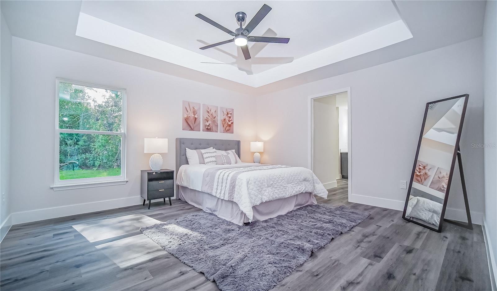 Image 19 of 23 For 849 Dalhart Avenue Sw