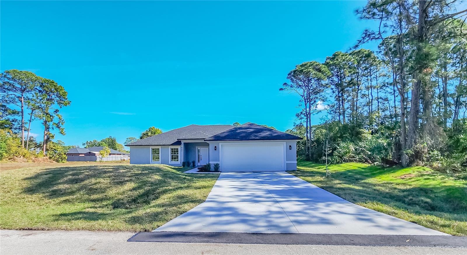 Image 2 of 23 For 849 Dalhart Avenue Sw