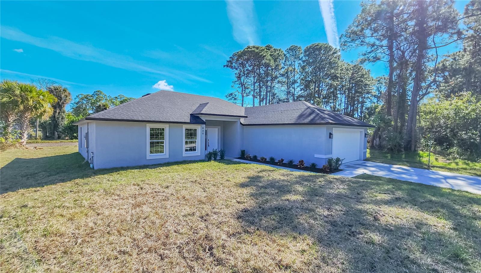 Image 3 of 23 For 849 Dalhart Avenue Sw