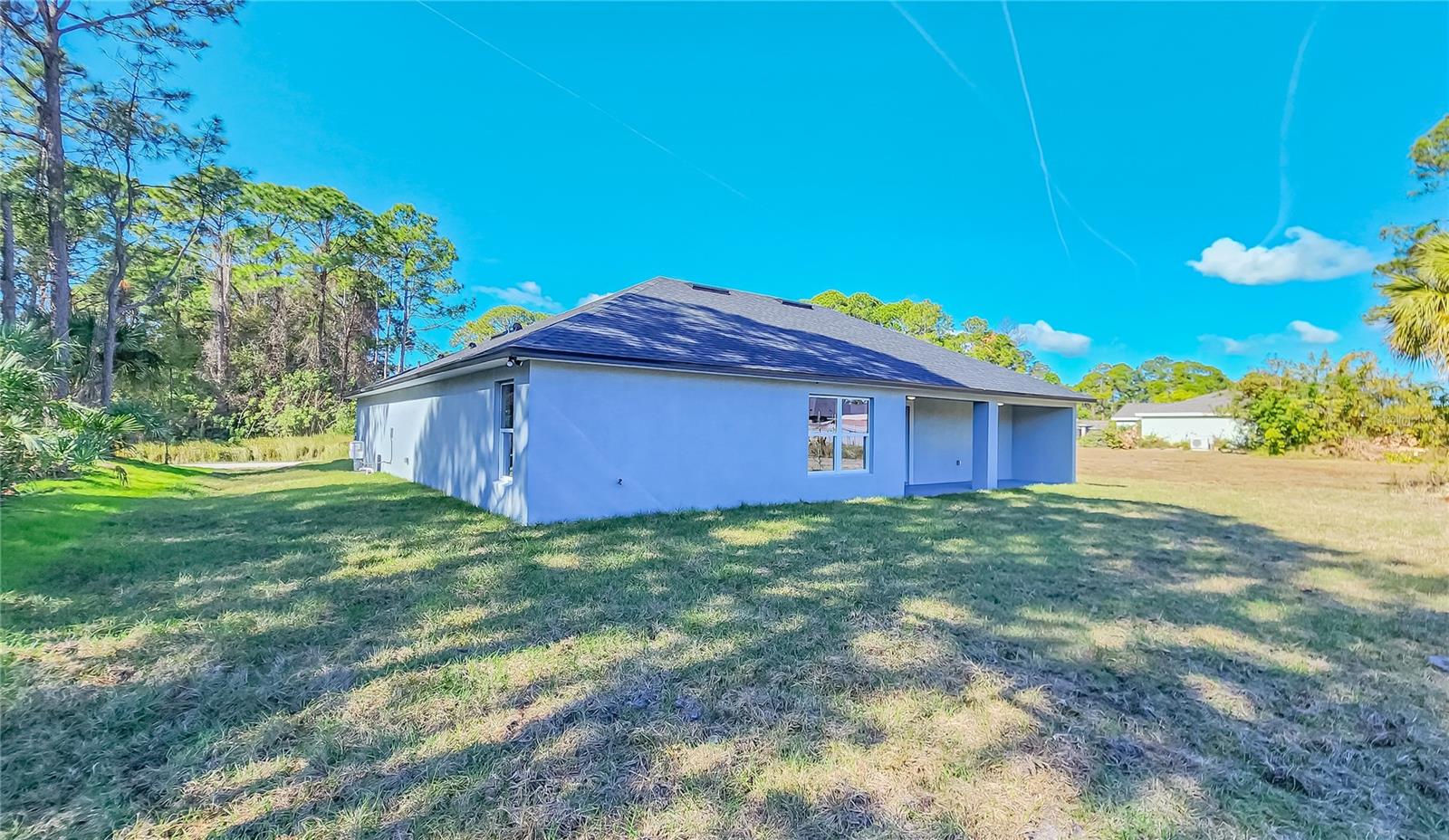 Image 5 of 23 For 849 Dalhart Avenue Sw