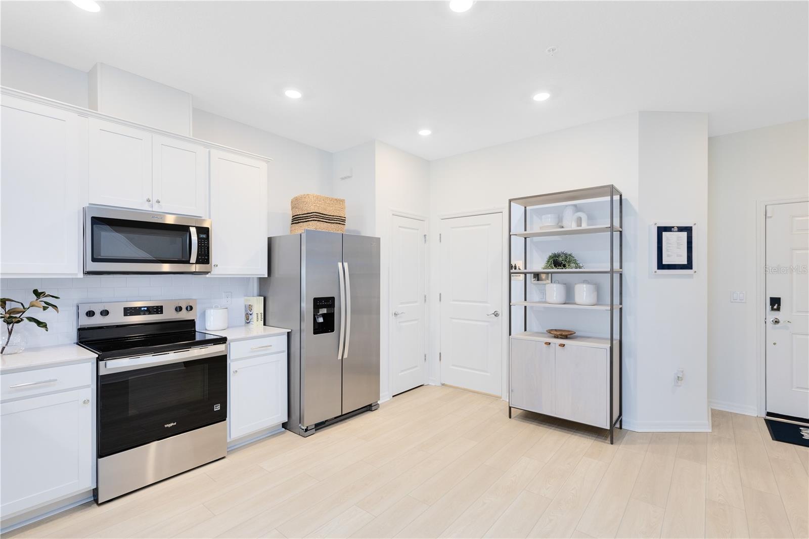 Image 5 of 32 For 4313 Jetty Lane