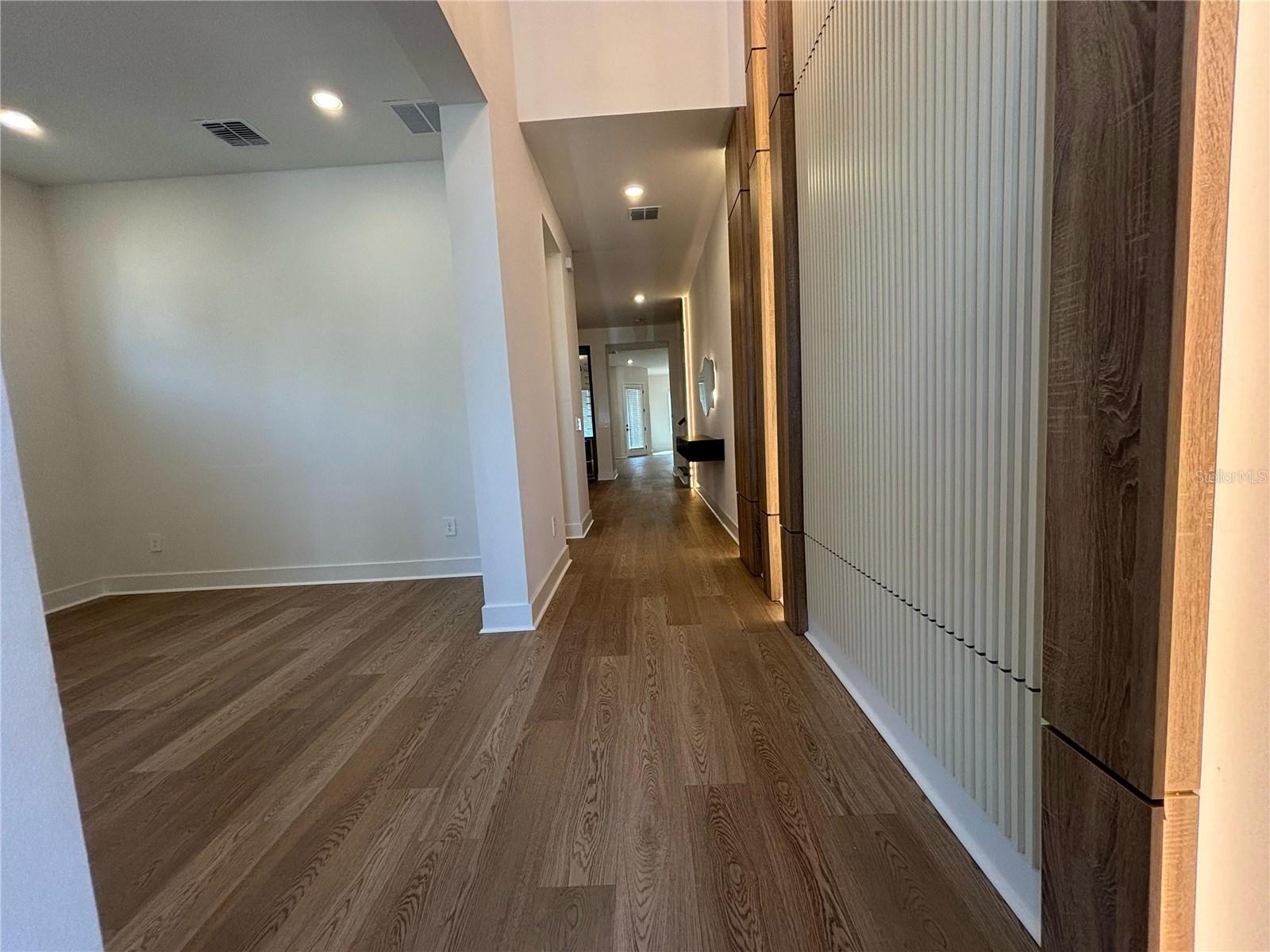 Image 5 of 51 For 5301 Citrus Leaf Boulevard