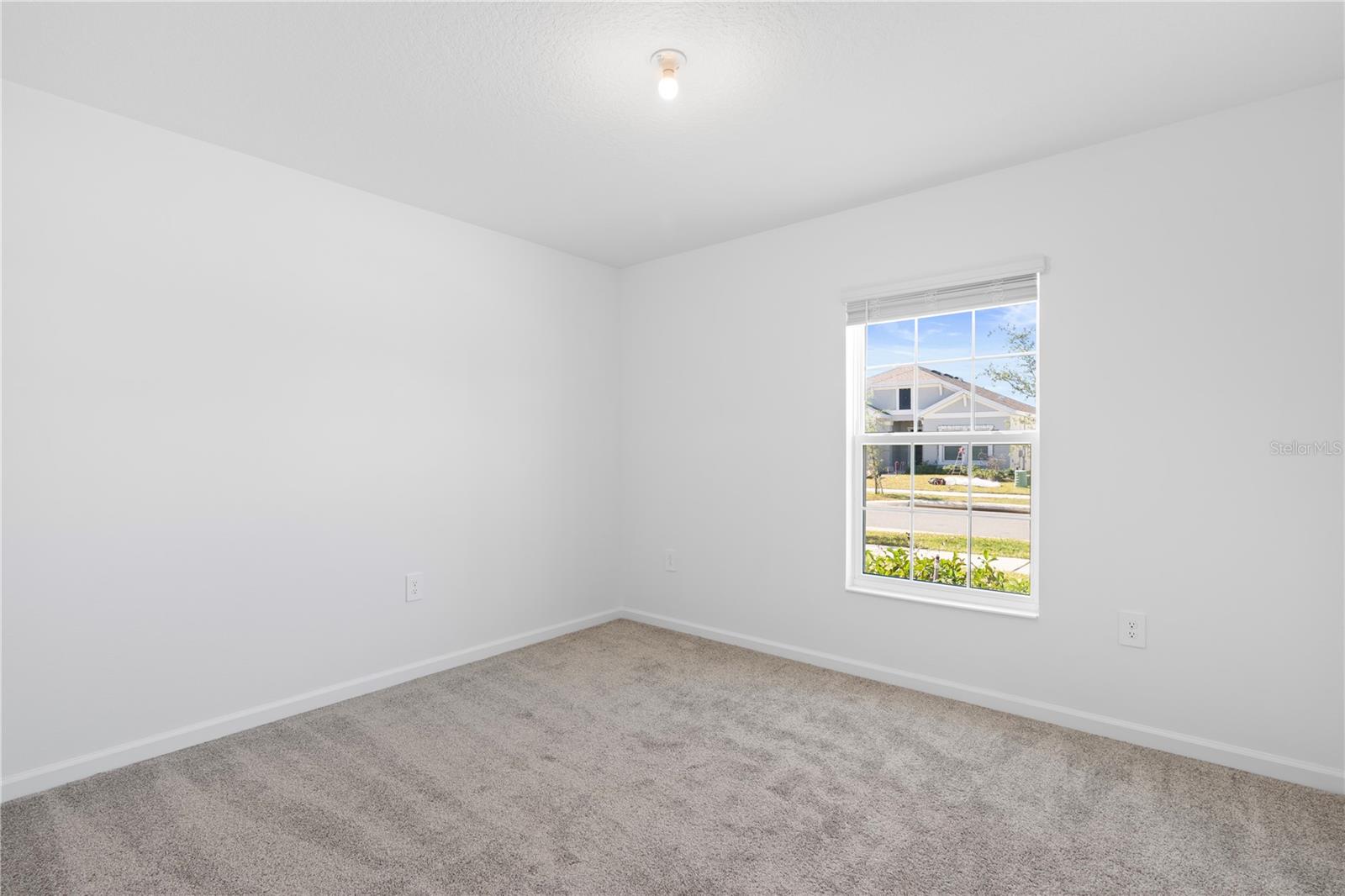 Image 4 of 37 For 1011 John Jacob Road