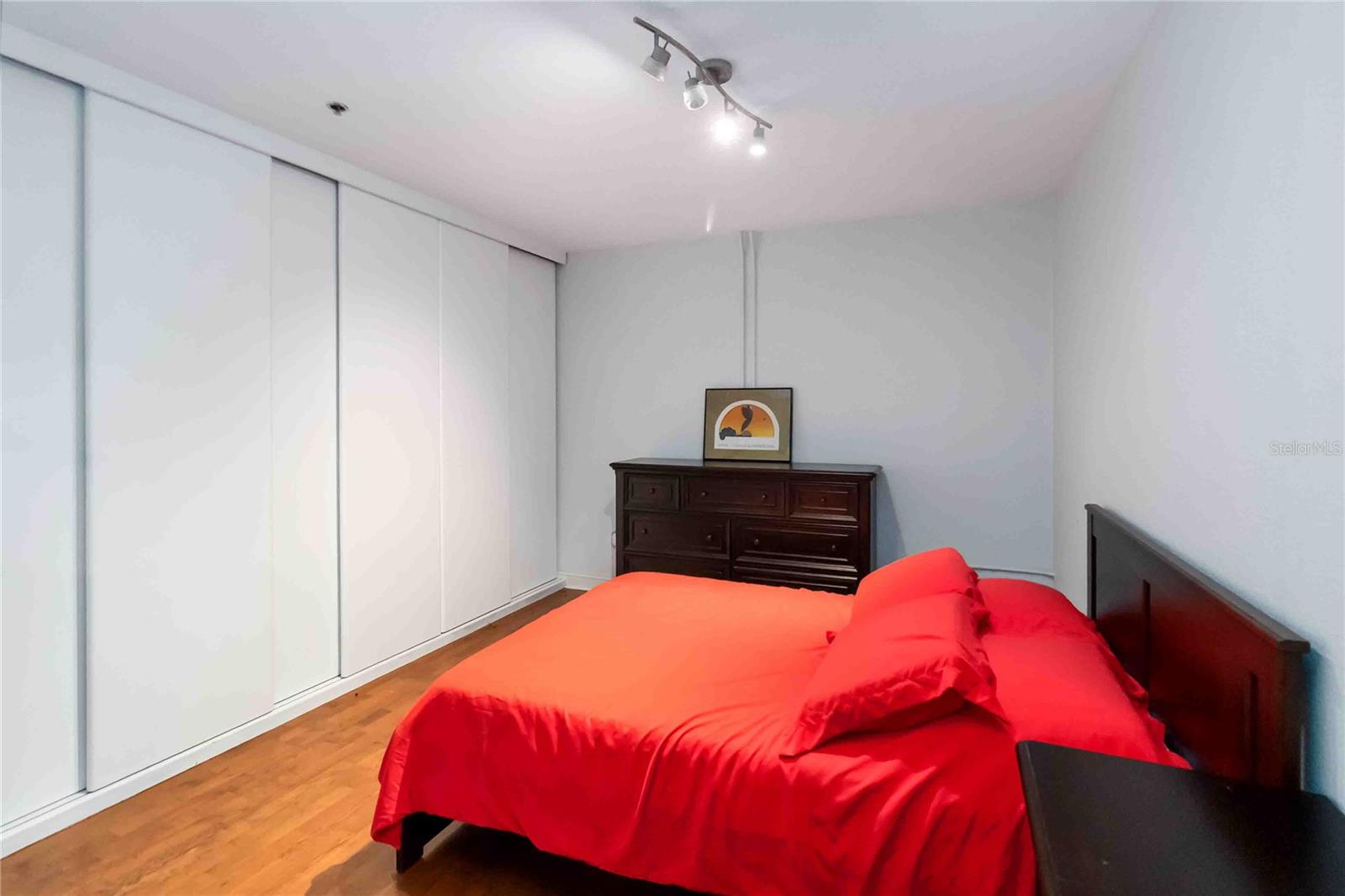 Image 17 of 46 For 62 Colonial Drive 301