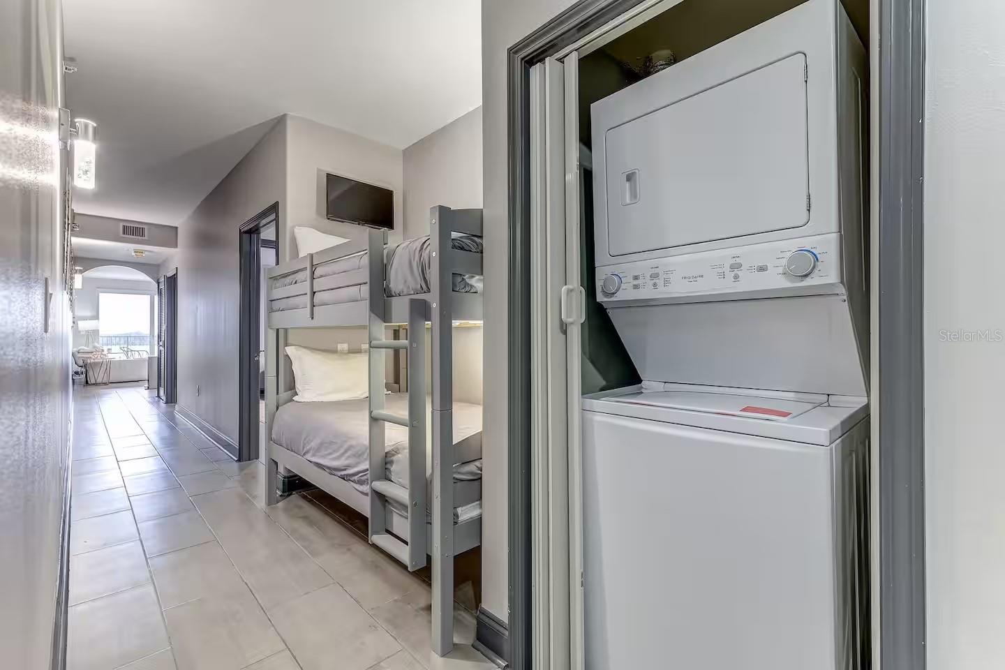 Image 13 of 32 For 13415 Blue Heron Beach Drive 410