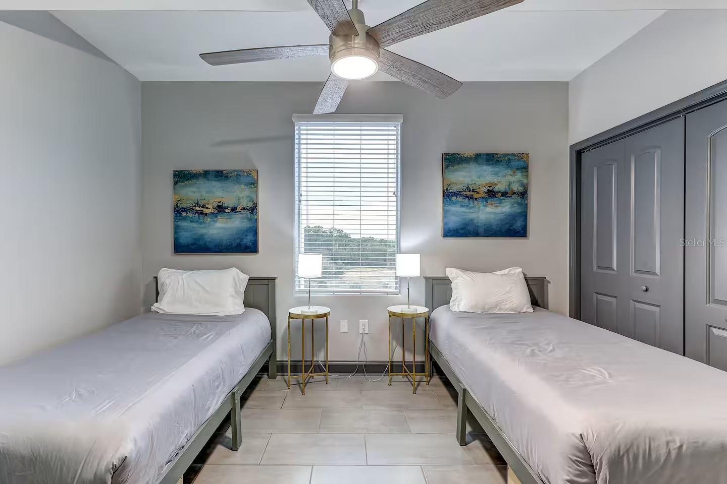 Image 21 of 32 For 13415 Blue Heron Beach Drive 410