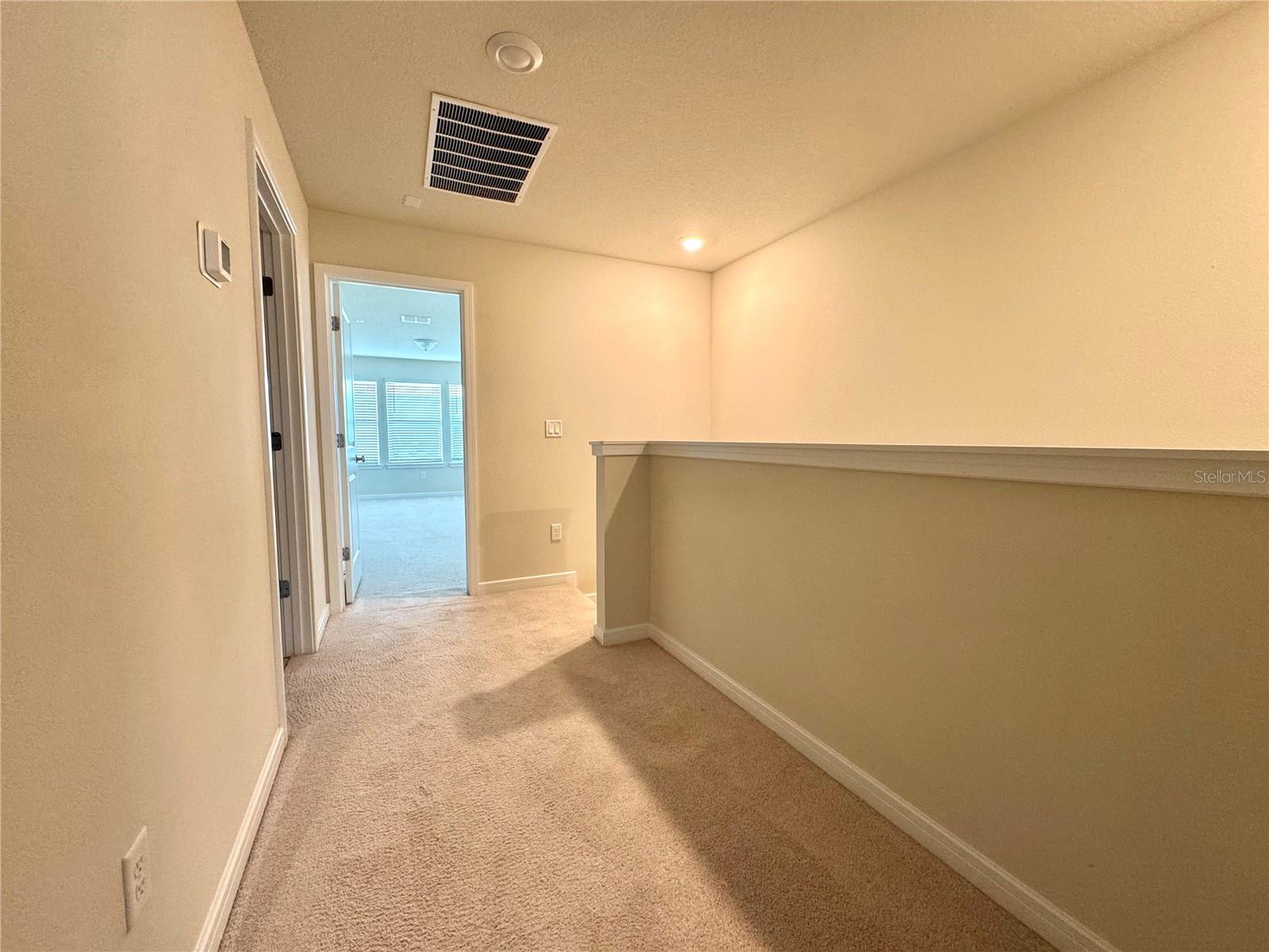 Image 20 of 27 For 10904 Leafshore Loop