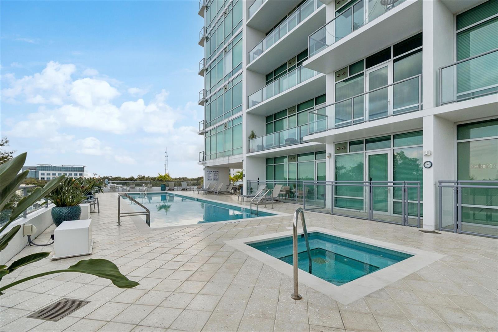 Image 22 of 38 For 101 Eola Drive 808