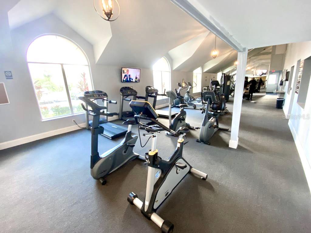 Image 15 of 16 For 5128 Conroy Road 723