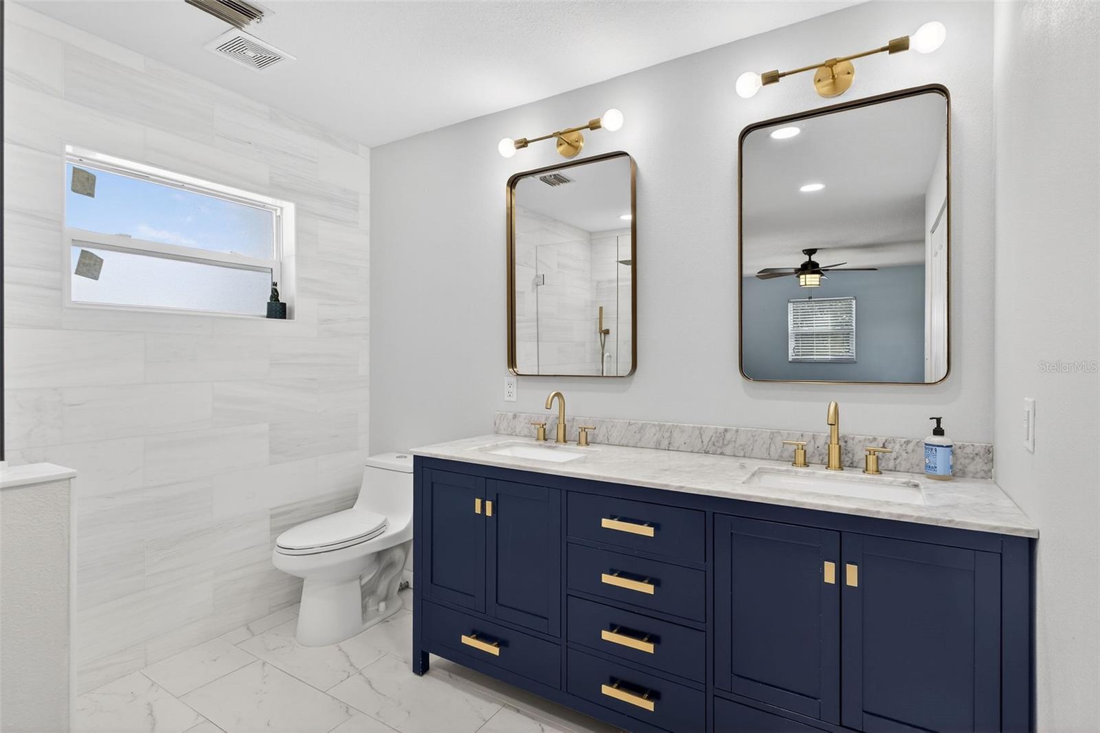 Image 38 of 41 For 1933 South Boulevard