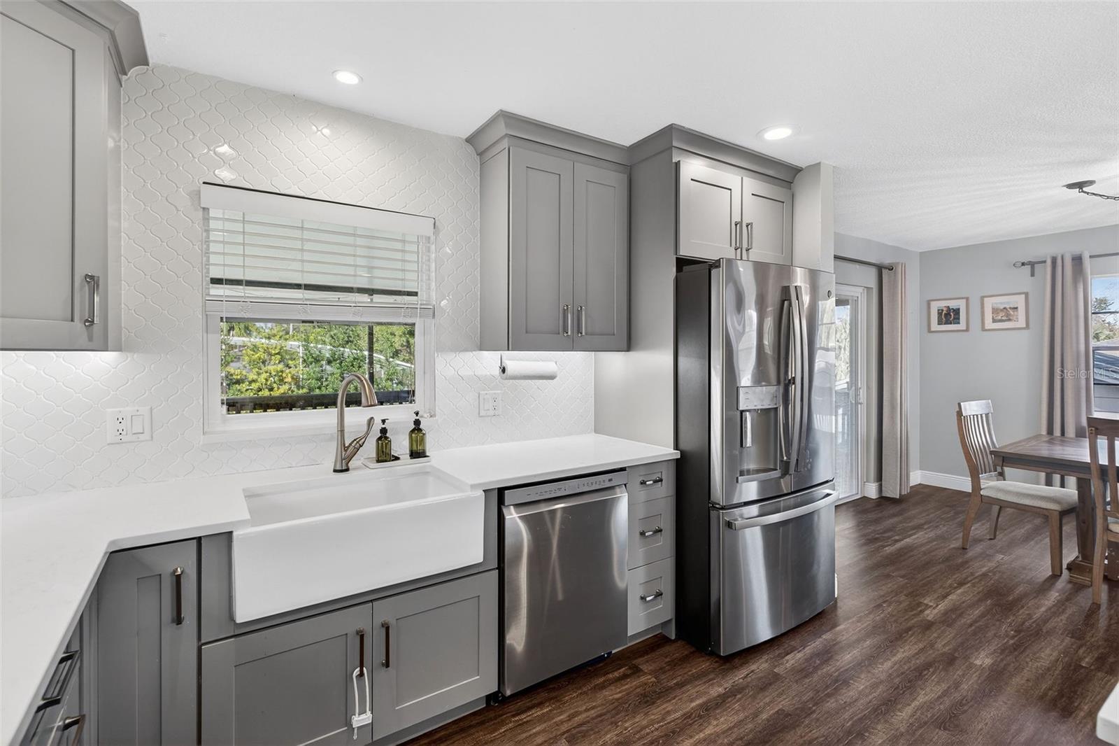 Image 5 of 41 For 1933 South Boulevard