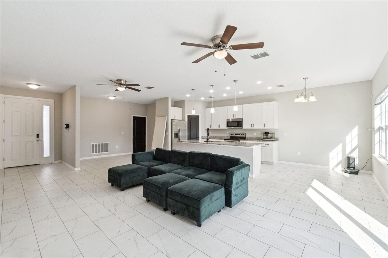 Image 3 of 20 For 611 Gazelle Drive