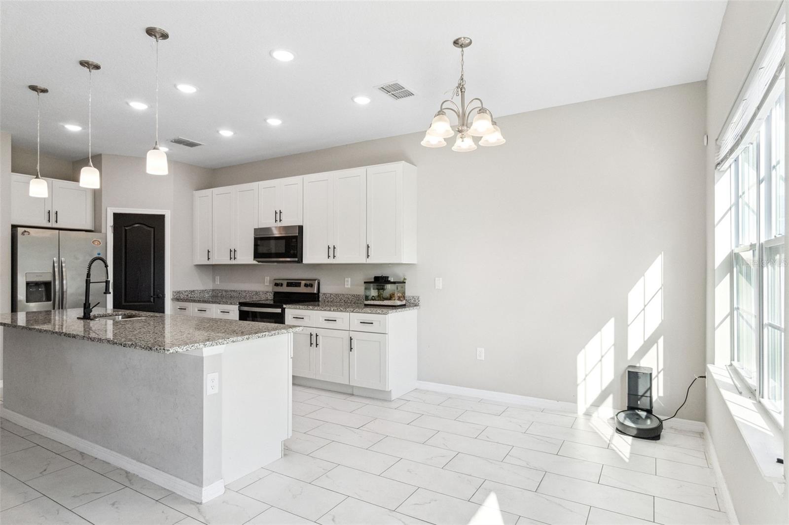 Image 5 of 20 For 611 Gazelle Drive