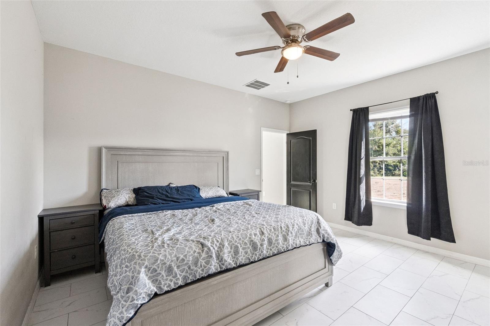 Image 8 of 20 For 611 Gazelle Drive
