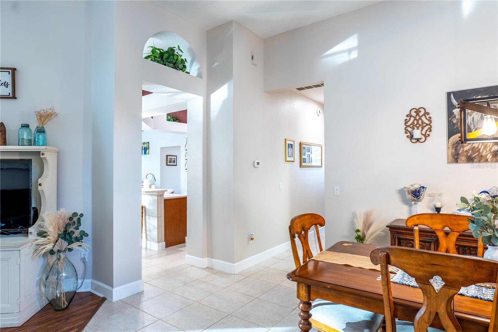 Image 34 of 85 For 1131 Pine Avenue