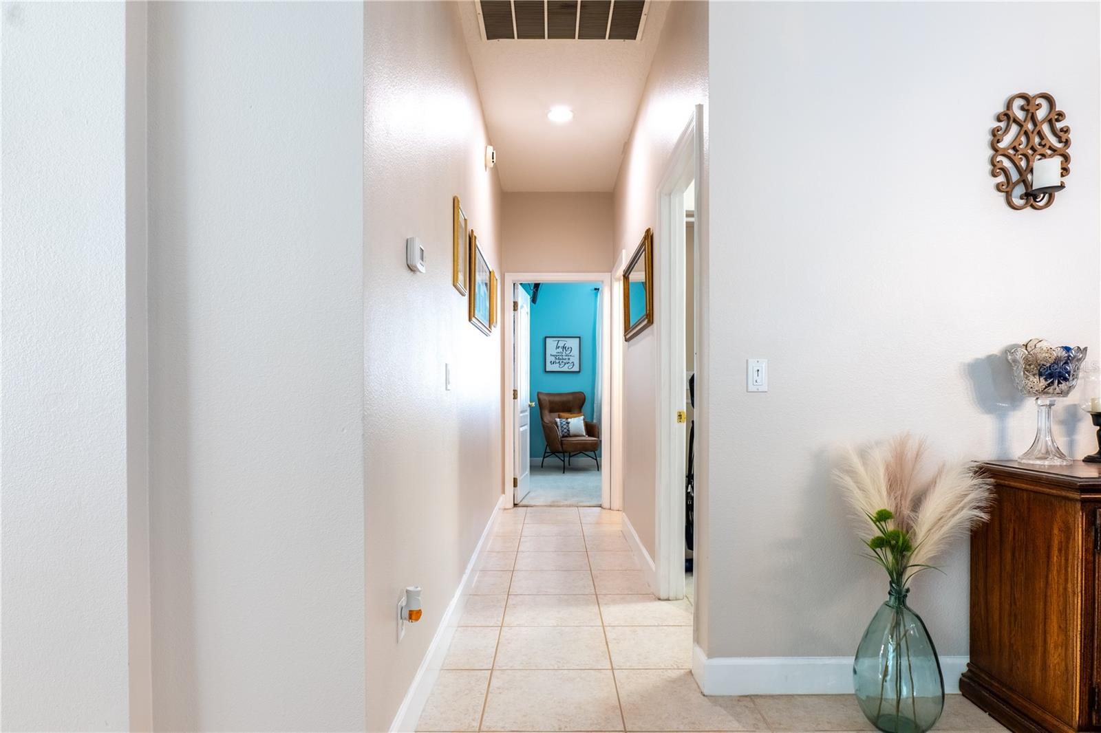 Image 36 of 85 For 1131 Pine Avenue