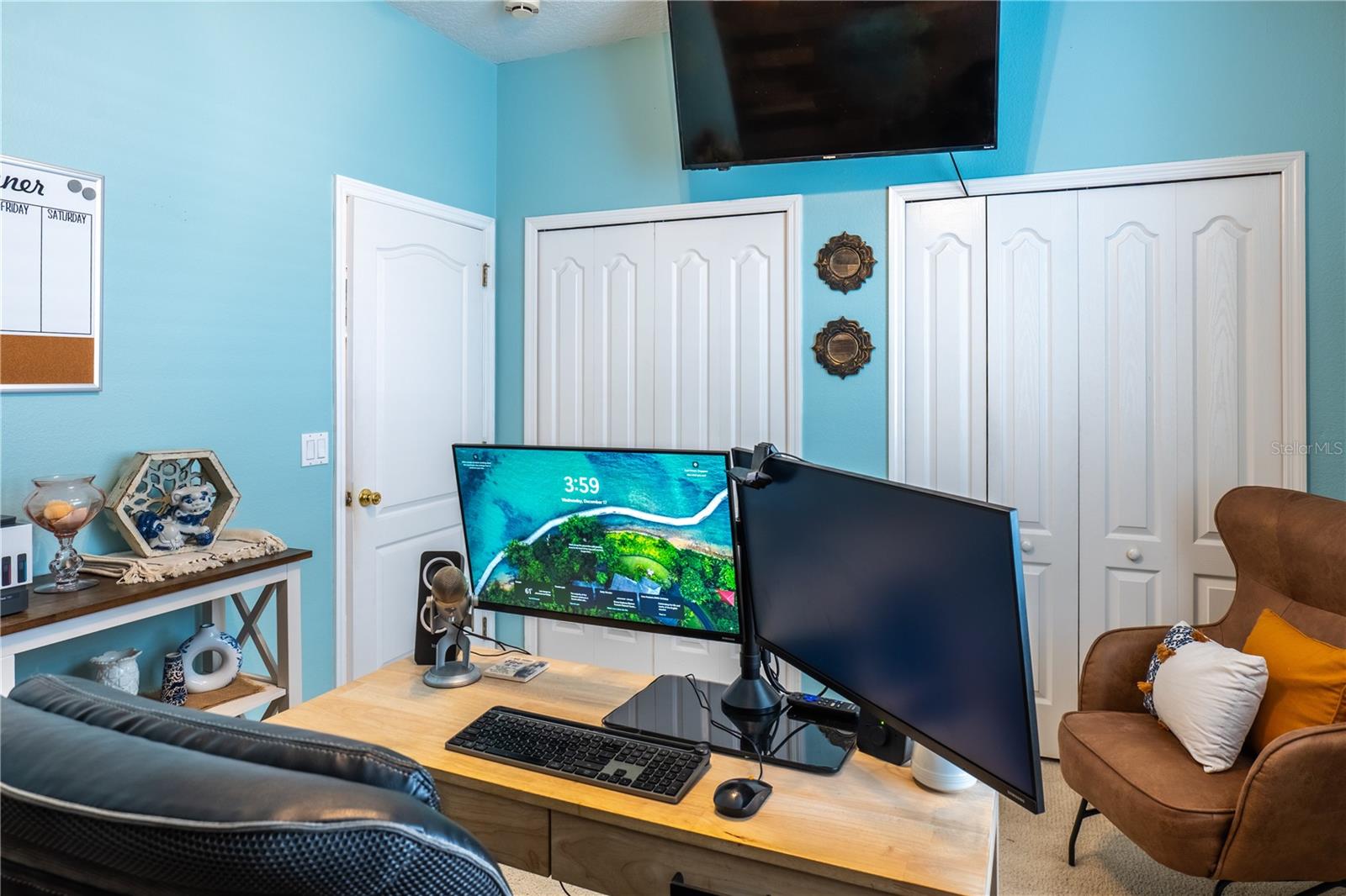 Image 40 of 85 For 1131 Pine Avenue