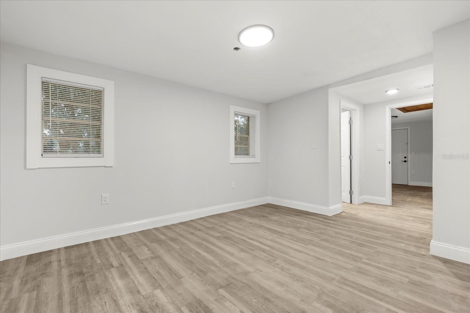 Image 19 of 23 For 14317 10th Street