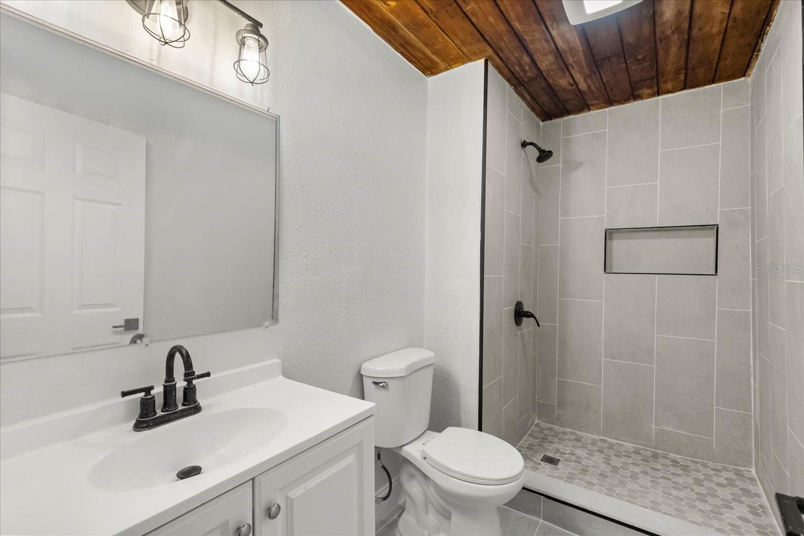 Image 20 of 23 For 14317 10th Street