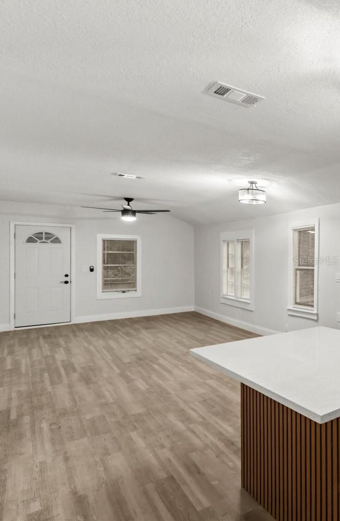 Image 4 of 23 For 14317 10th Street