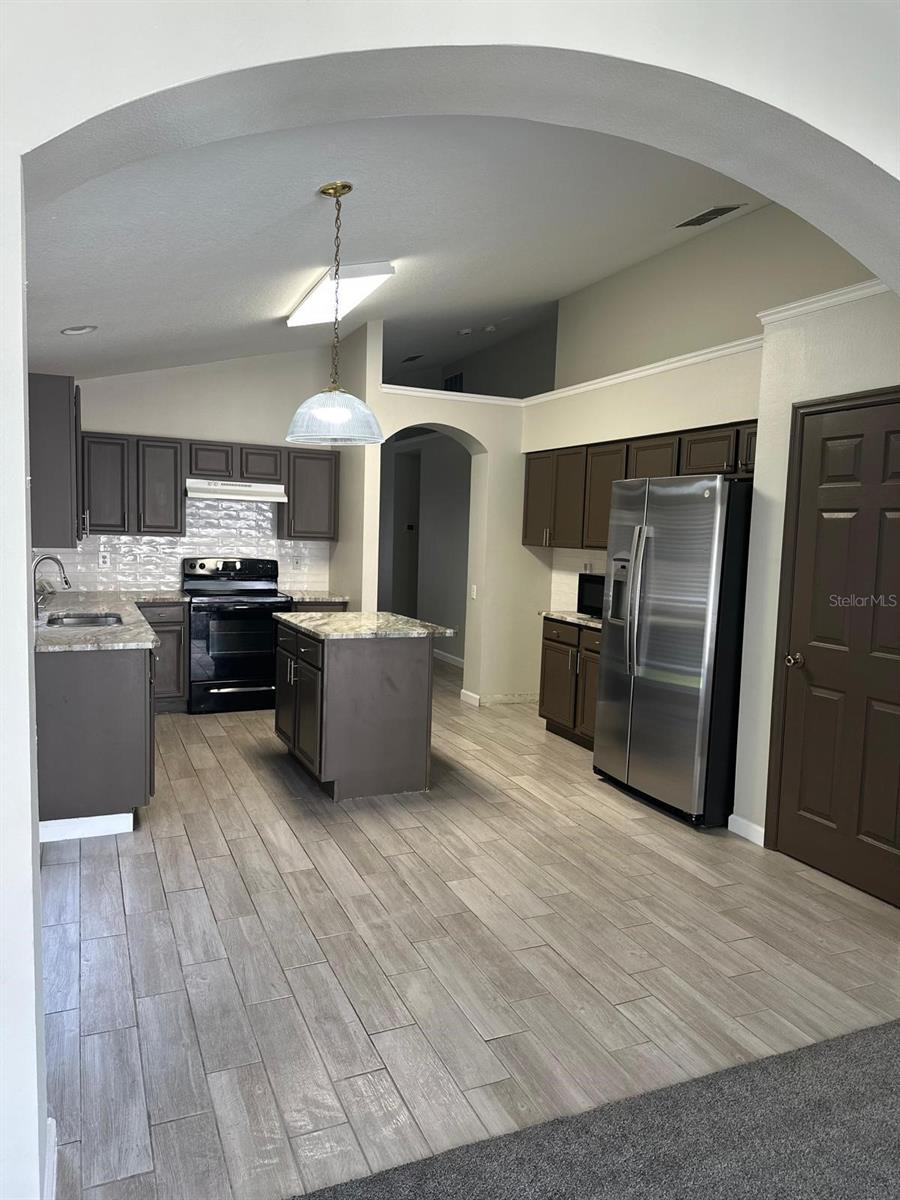 Image 16 of 31 For 2707 Rivers End Road