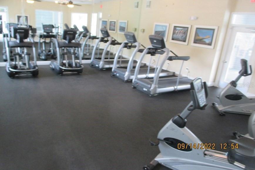 Image 19 of 20 For 2561 Grassy Point Drive 109