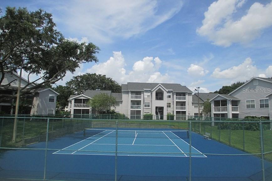 Image 20 of 20 For 2561 Grassy Point Drive 109