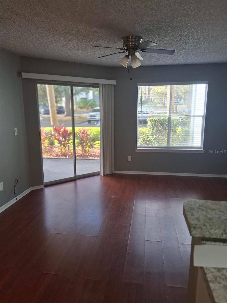 Image 6 of 20 For 2561 Grassy Point Drive 109