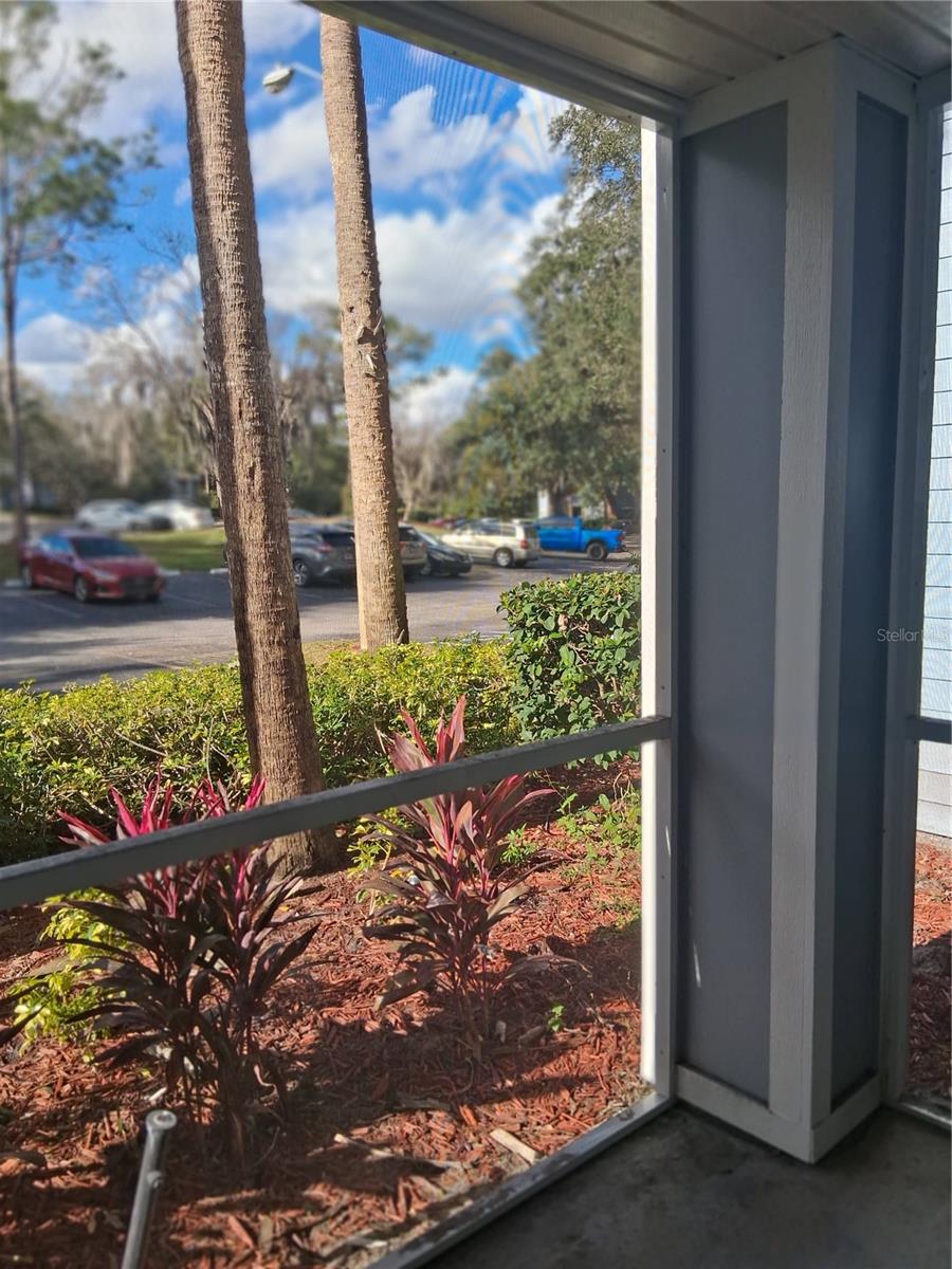 Image 7 of 20 For 2561 Grassy Point Drive 109