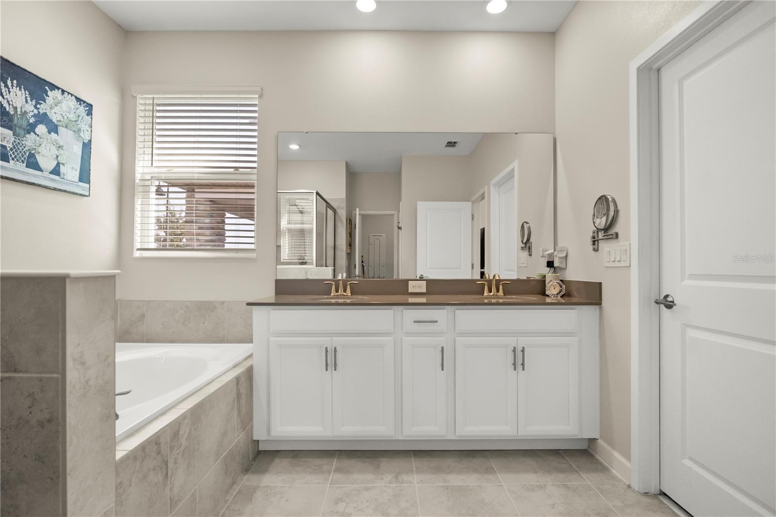 Image 15 of 43 For 2292 Mountain Pine Street