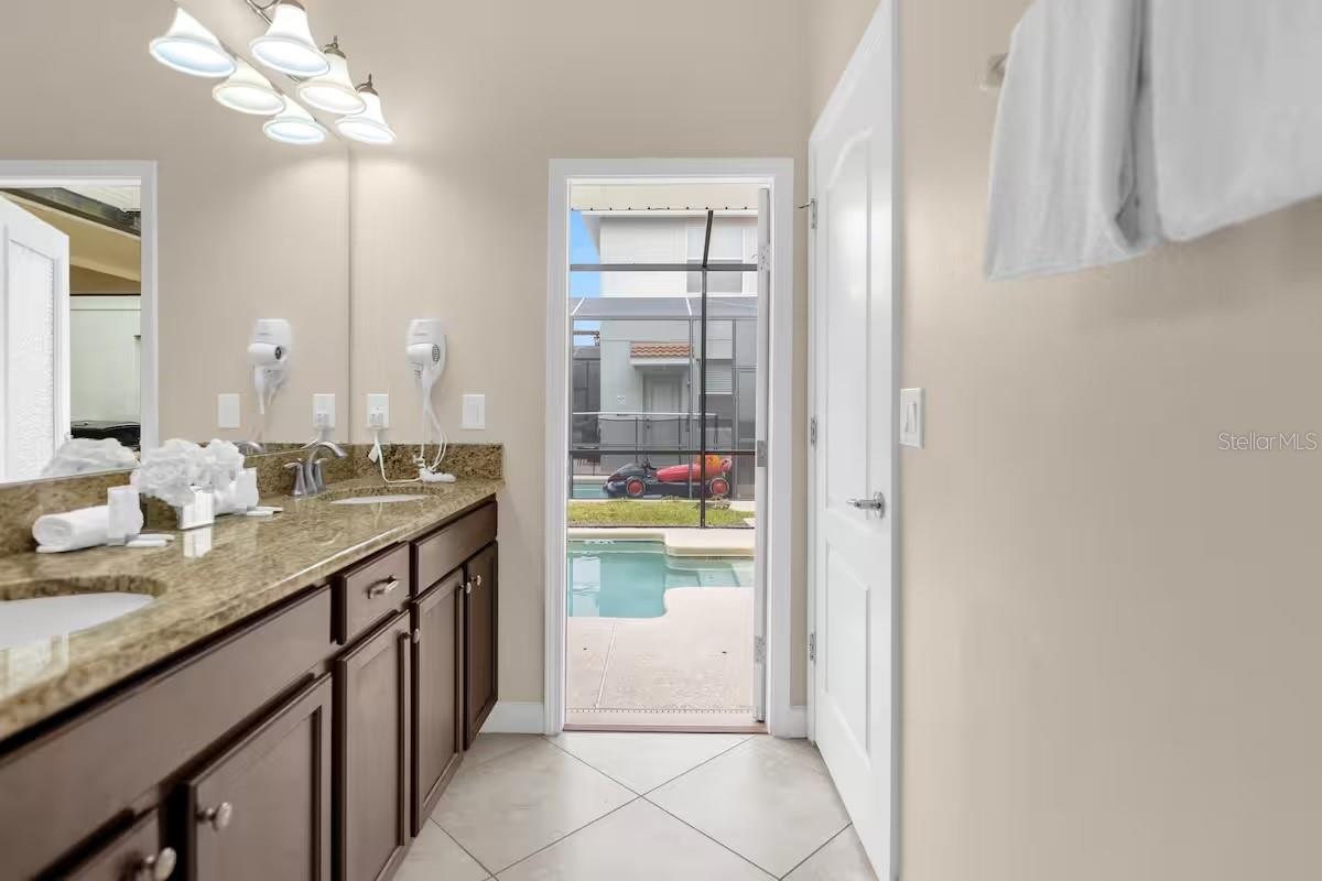 Image 21 of 52 For 8802 Bamboo Palm Court