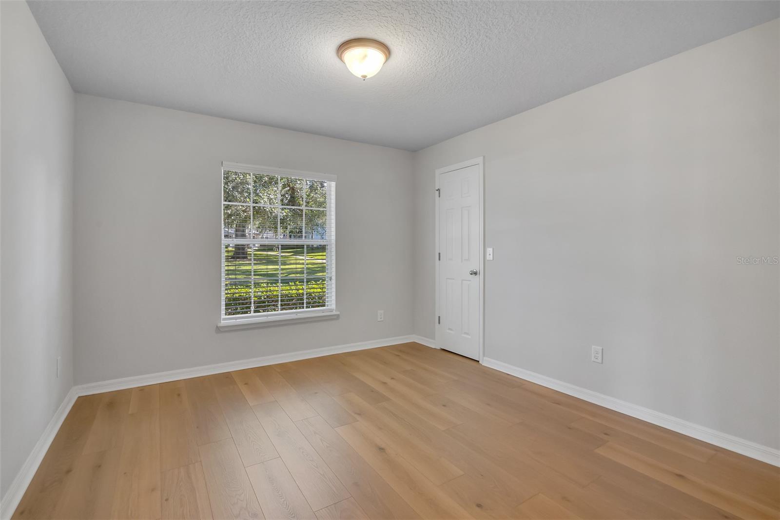 Image 12 of 30 For 604 Bending Oak Trail