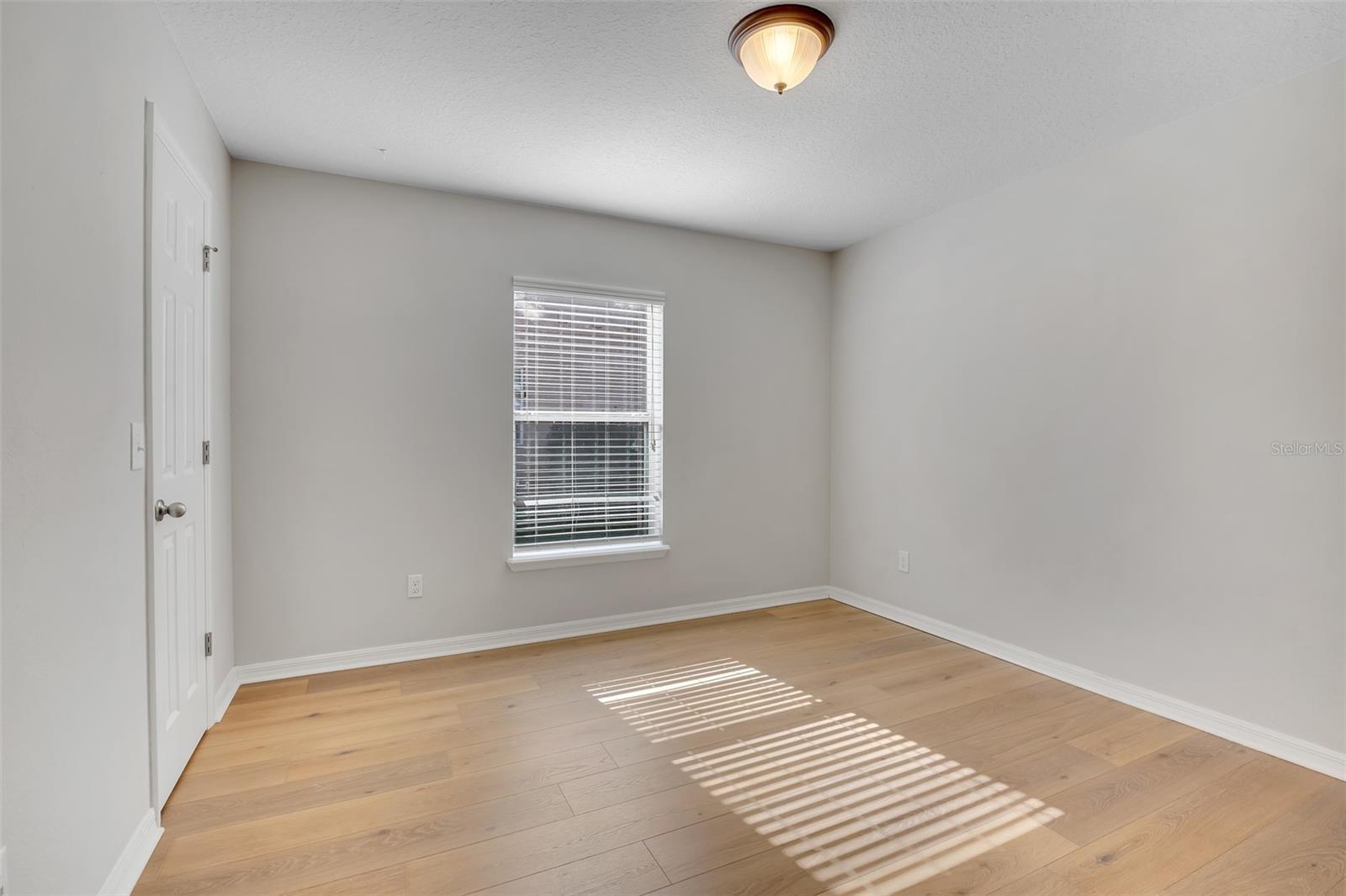 Image 13 of 30 For 604 Bending Oak Trail