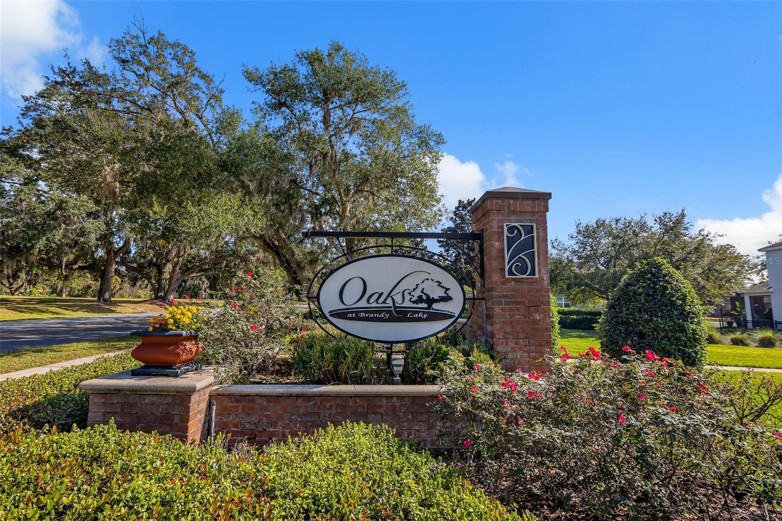 Image 4 of 30 For 604 Bending Oak Trail