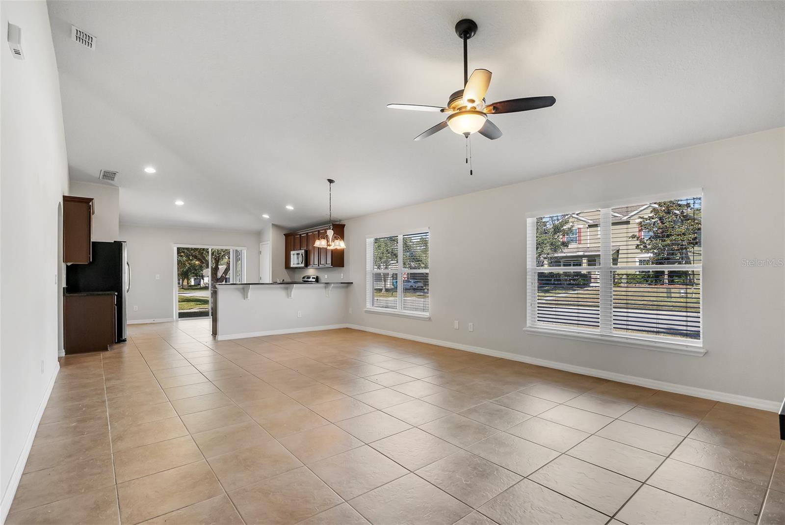 Image 6 of 30 For 604 Bending Oak Trail