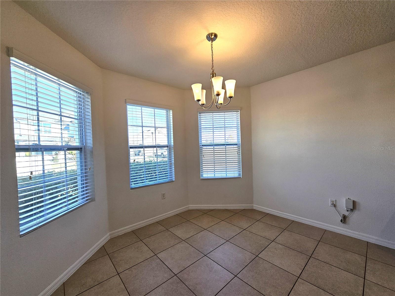 Image 6 of 22 For 254 Nova Drive