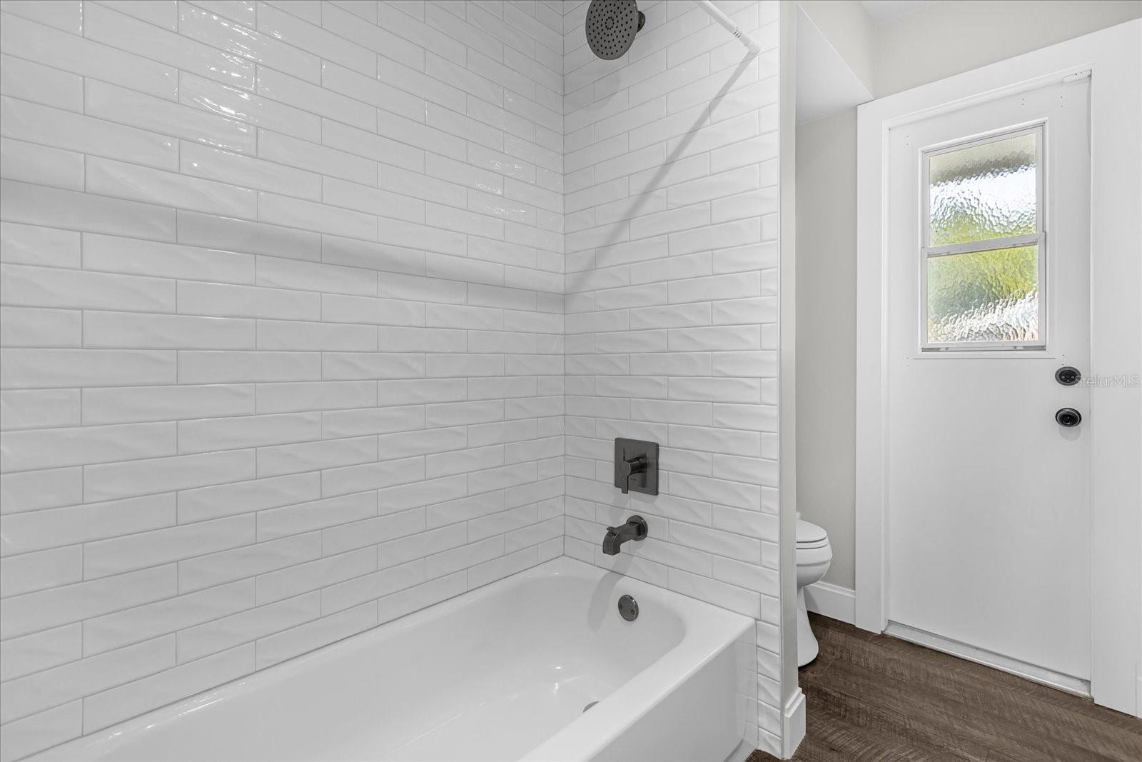 Image 16 of 17 For 8756 Granada Boulevard