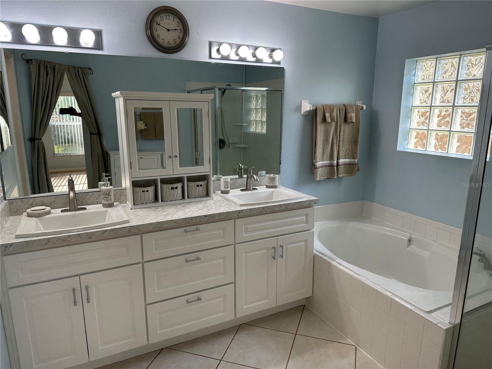 Image 3 of 74 For 632 Heron Bay Drive