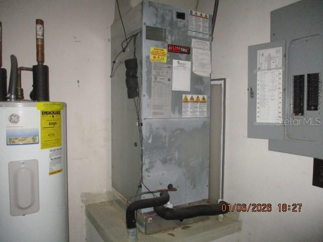 Image 24 of 25 For 3827 Westerham Drive