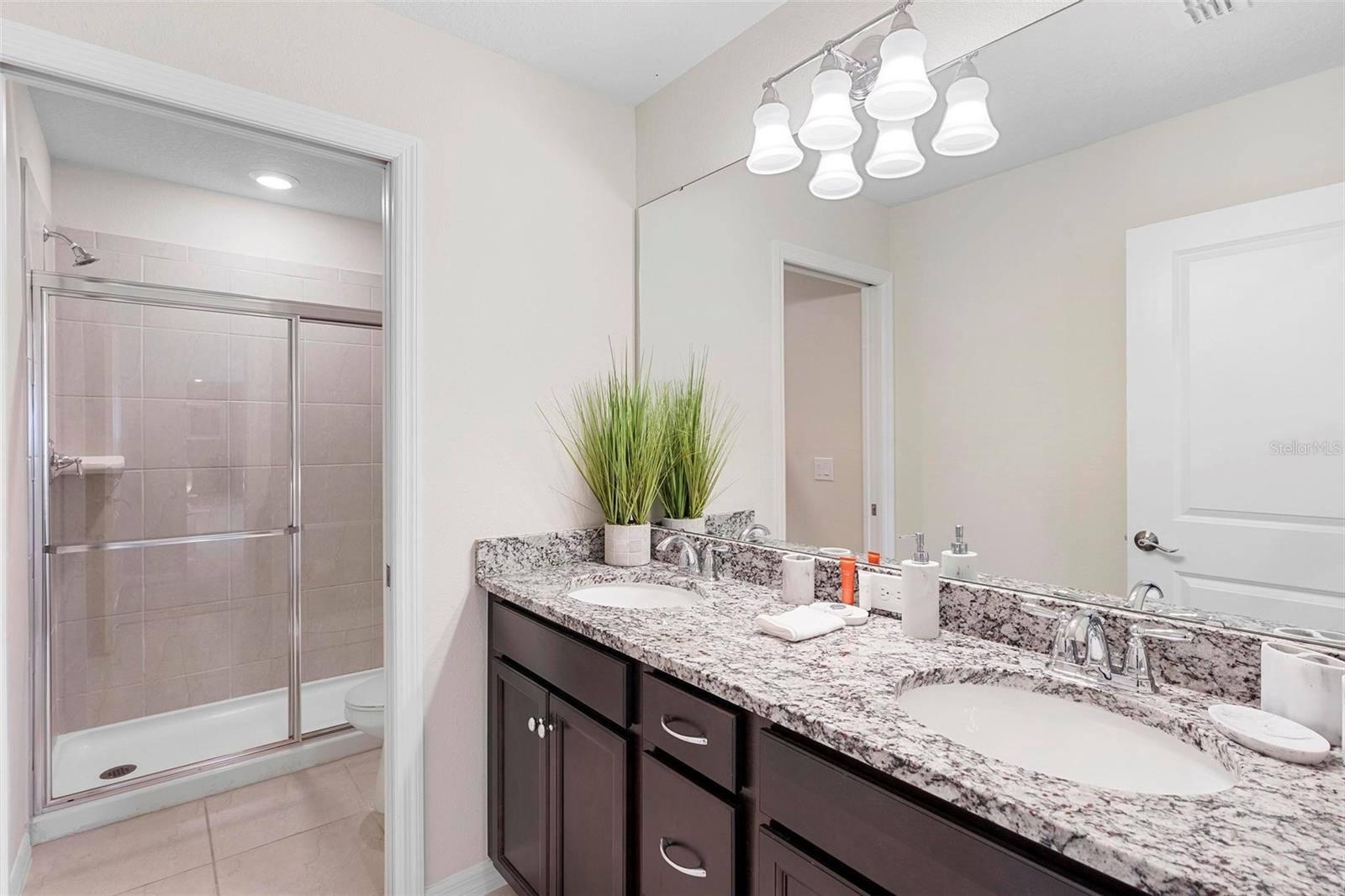 Image 38 of 63 For 3413 Lilac  