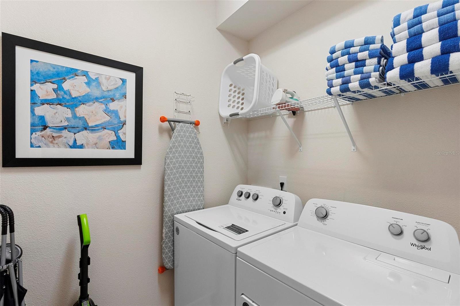 Image 43 of 63 For 3413 Lilac  