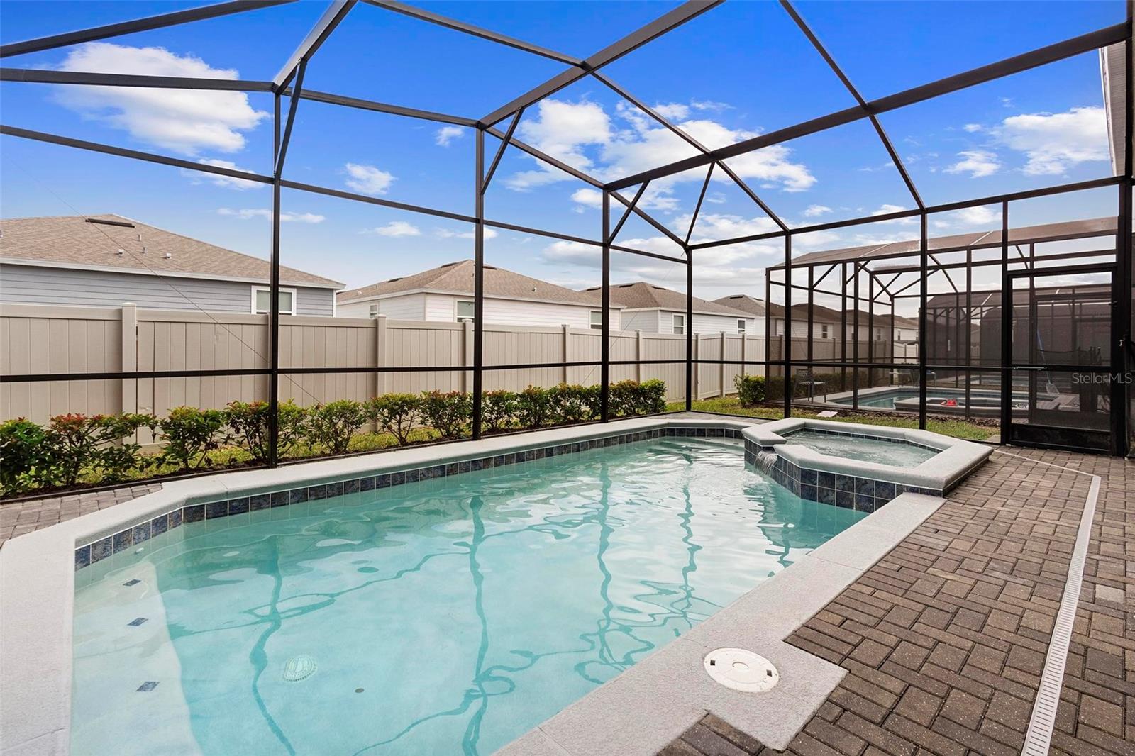 Image 46 of 63 For 3413 Lilac  